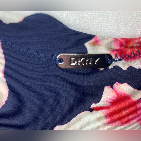 DKNY floral Print Pink Red White navy Scallop-Edge with mesh Tankini Top M EUC - Picture 13 of 16